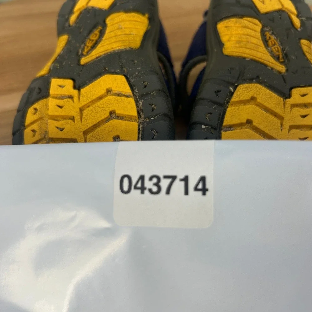 KEEN Seacamp II CNX Size 5 Toddler Boys Blue Yellow Athletic Water Sandals